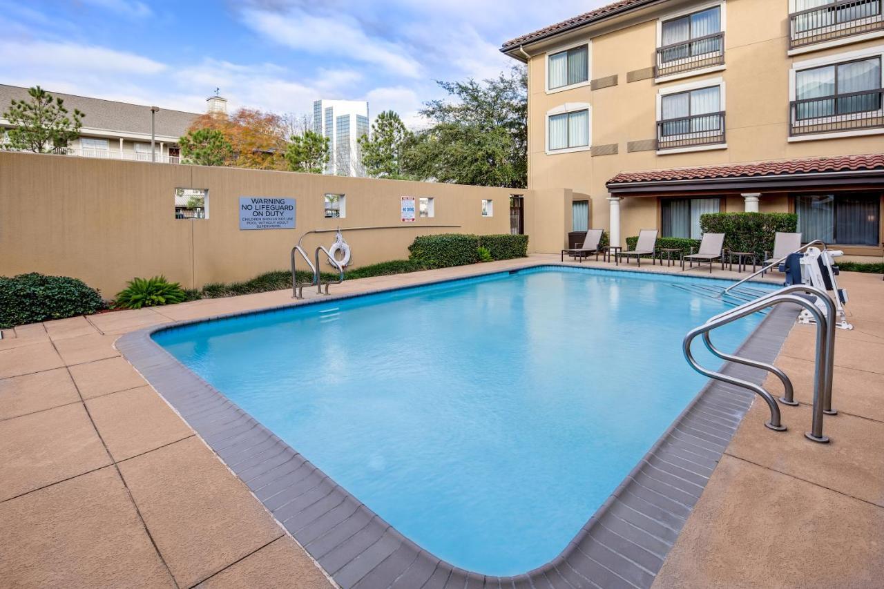 Courtyard By Marriott Rice University Hotel 3*